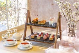 ダブルツリーbyヒルトン東京有明 桜×いちごアフタヌーンティー