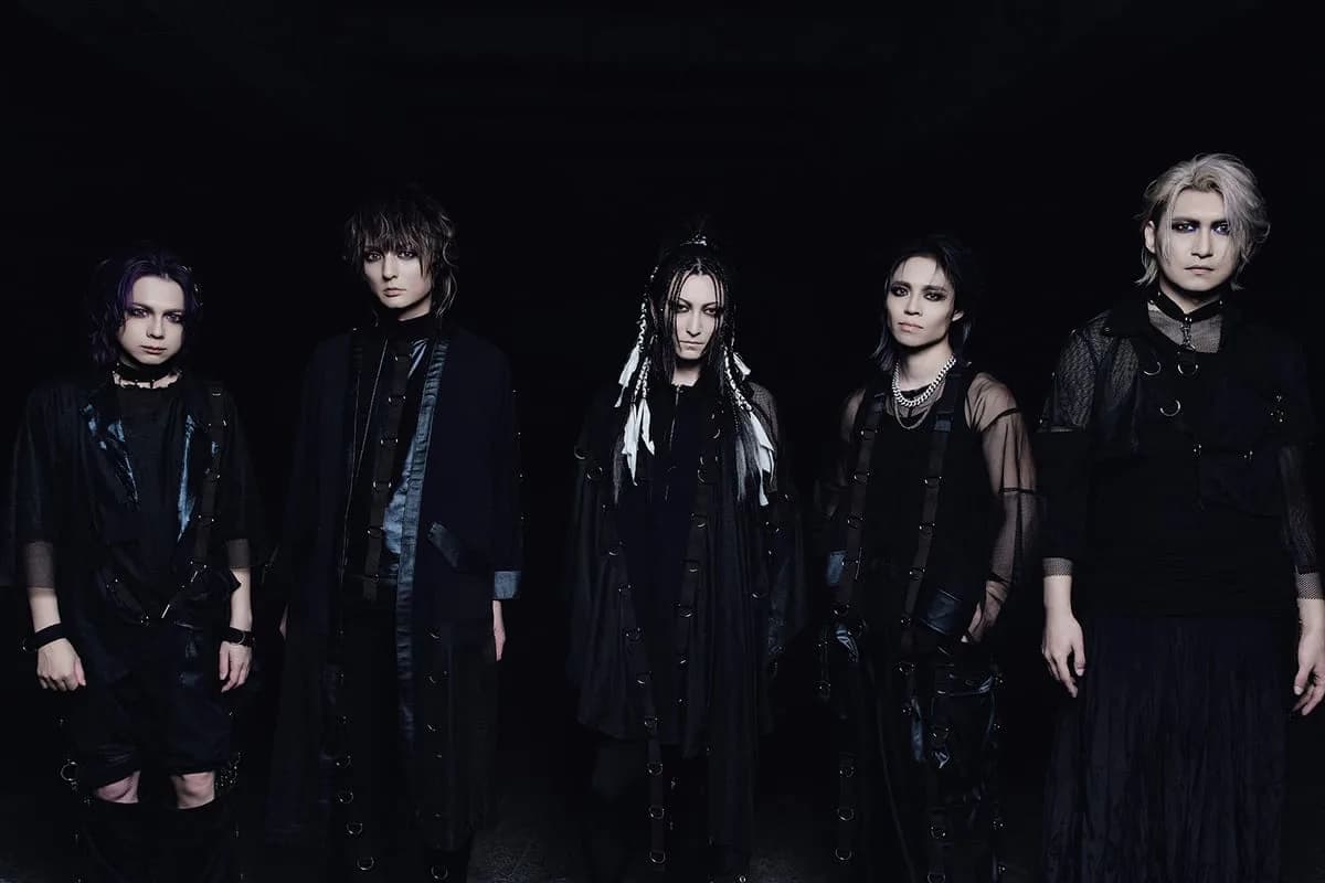 19th Anniversary Live